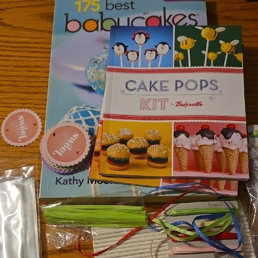 Cake Pop Book and Kit